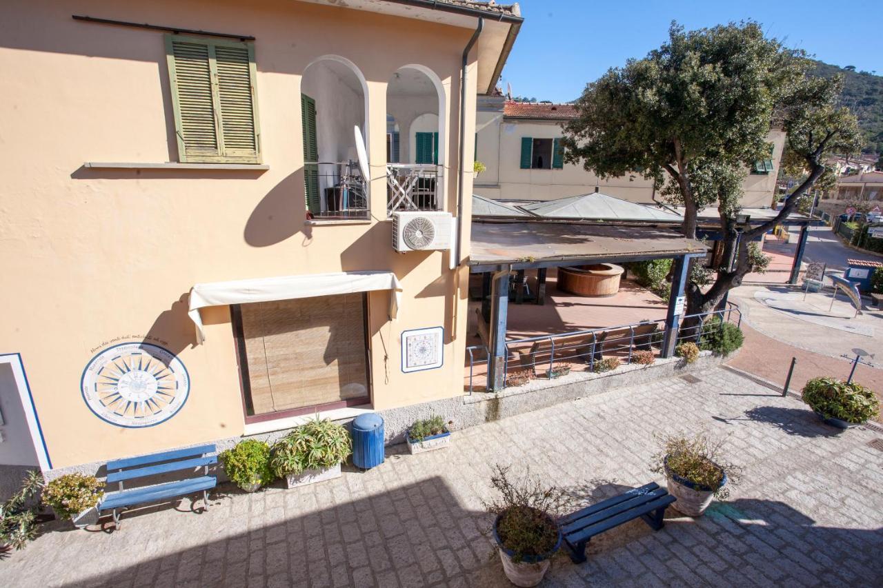 Appartamento In Via Del Mare A Procchio Procchio  Bagian luar foto